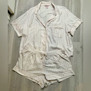 Victoria’s Secret Short Pajama Set. Size XL in classic White & Pink stripes.